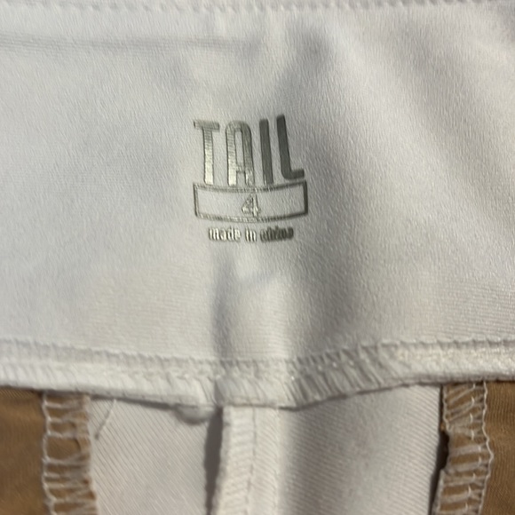 🏌🏻‍♀️ Ladies striped golf shorts - Picture 3 of 7